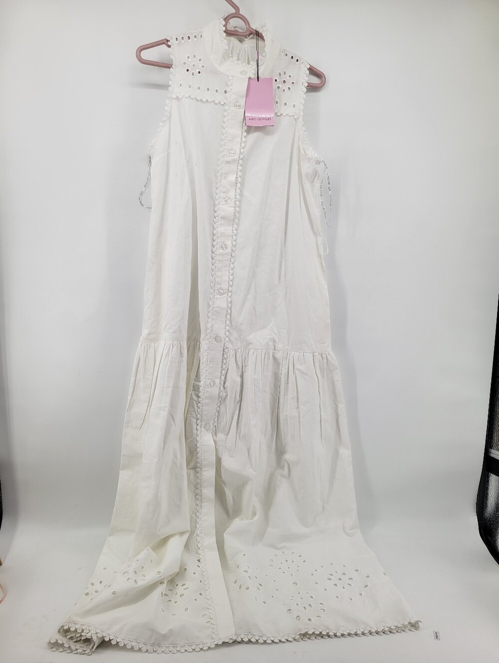 Avec Les Filles White Eyelet Tiered Midi Dress Size Medium